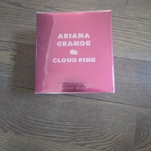 Ariana Grande Cloud Pink Gift-Style Box in Vibrant Pink 3.4 Large